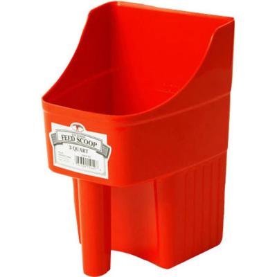 Plastic Enclosed Feed Scoop 3 qt. Red